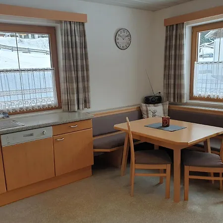 Apartment Voellenklee *