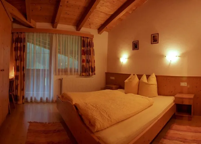 Voellenklee Neustift im Stubaital